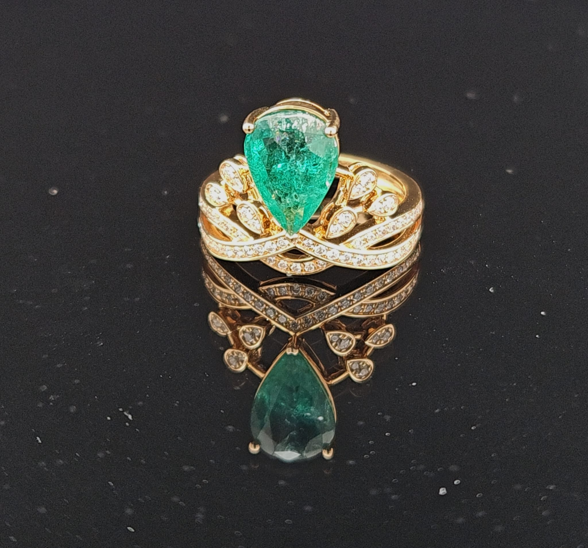Diamond Emrald Ring featuring Ring - Ring by Joe Jewels